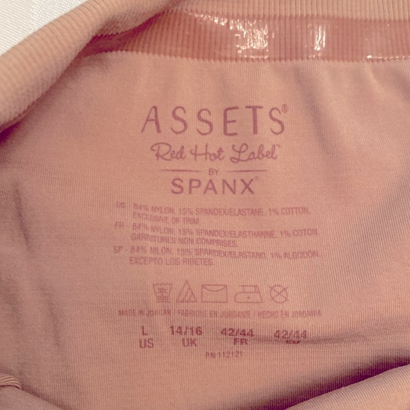 Excellent condition high waisted spanks in the morning in tan Maxximum support - Picture 3 of 5